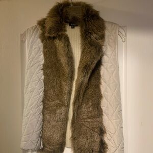 Faux Fur Trim Quilted Vest